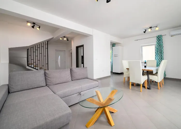 Beautiful In With Wifi Feriehus Medulin